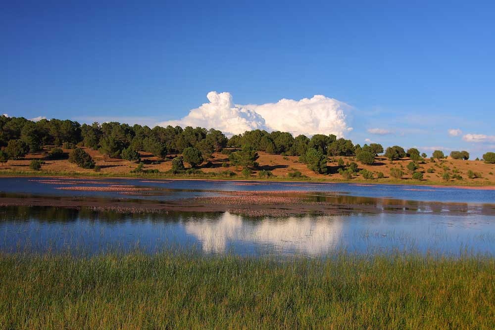 Fotografia de la laguna de bezas en la Sierra de Albarracin